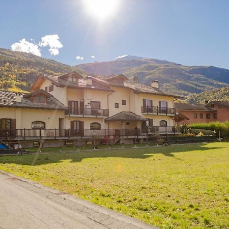 Aosta Ski & Bike The Mountain B&B Exterior photo